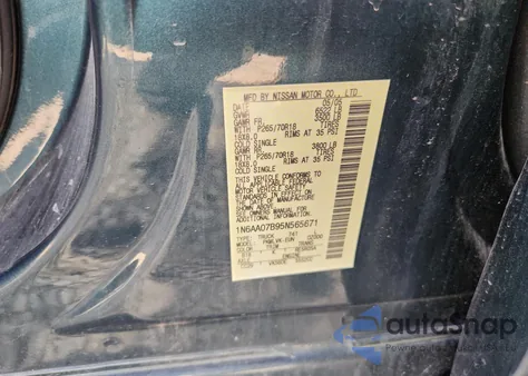 2005 Nissan Titan Xe z USA, uszkodzony, nr VIN 1N6AA07B95N565671